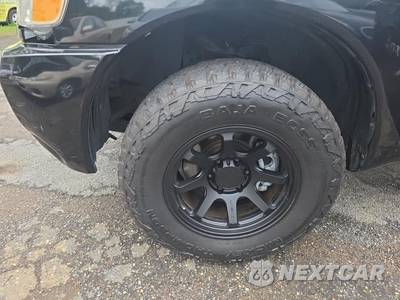 2010 Nissan TITAN XE Crew Cab Short Bed - zdjęcie 8 z 21 - miniatura