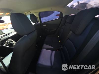 2019 Toyota Yaris LE Sedan - zdjęcie 13 z 19 - miniatura
