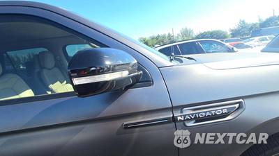 2018 Lincoln Navigator L Reserve - zdjęcie 29 z 36 - miniatura