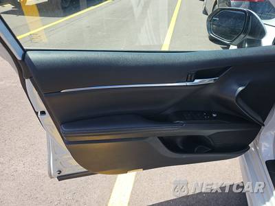 2024 Toyota Camry XSE - zdjęcie 9 z 26 - miniatura