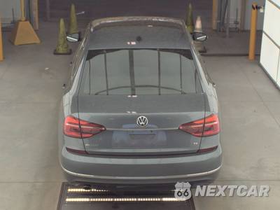 2017 Volkswagen Passat 1.8T R-Line w/Comfort Pkg - zdjęcie 5 z 26 - miniatura