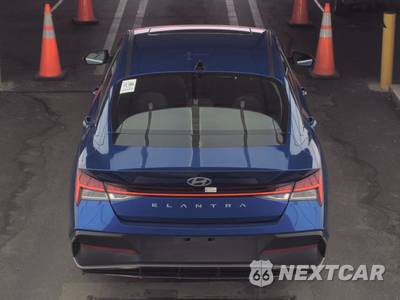2025 Hyundai Elantra SEL Convenience - zdjęcie 5 z 23 - miniatura