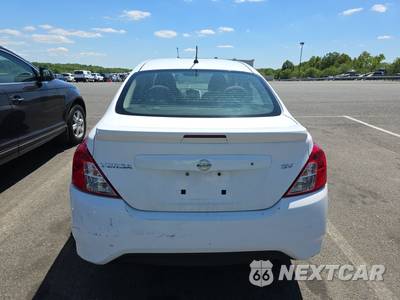 2018 Nissan Versa Sedan SV - zdjęcie 5 z 41 - miniatura