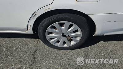 2018 Nissan Versa Sedan SV - zdjęcie 36 z 41 - miniatura