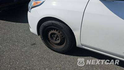 2018 Nissan Versa Sedan SV - zdjęcie 31 z 41 - miniatura