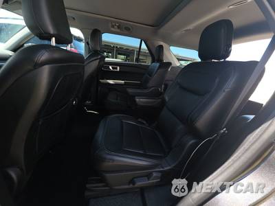 2020 Ford Explorer XLT - zdjęcie 13 z 27 - miniatura