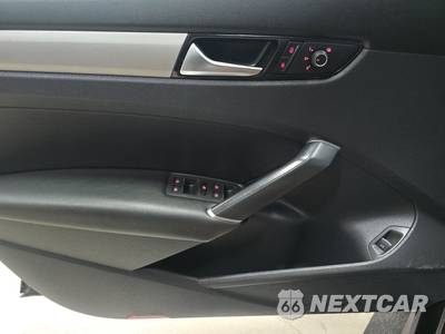 2022 Volkswagen Passat 2.0T SE - zdjęcie 9 z 19 - miniatura