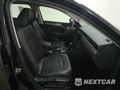 2022 Volkswagen Passat 2.0T SE - zdjęcie 8 z 19 - miniatura