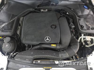 2019 Mercedes-Benz C 300 4MATIC Sedan - zdjęcie 15 z 19 - miniatura