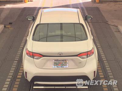 2021 Toyota Corolla LE Sedan - zdjęcie 5 z 32 - miniatura
