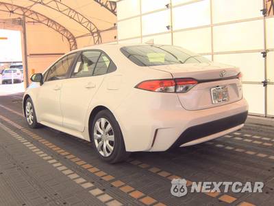 2021 Toyota Corolla LE Sedan - zdjęcie 6 z 32 - miniatura