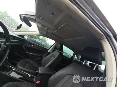 2020 Volkswagen Passat 2.0T SEL - zdjęcie 17 z 25 - miniatura