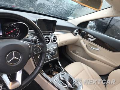 2015 Mercedes-Benz C 300 4MATIC Sedan - zdjęcie 11 z 40 - miniatura