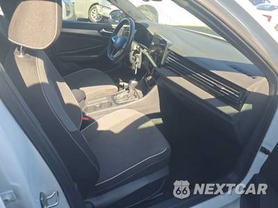 2025 Volkswagen Jetta Sport - zdjęcie 8 z 27 - miniatura
