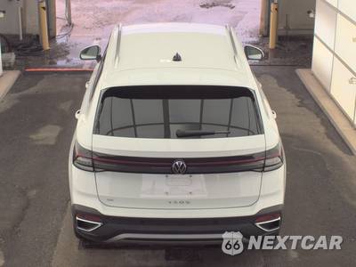 2025 Volkswagen Taos SE - zdjęcie 5 z 26 - miniatura
