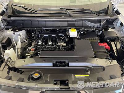 2025 Nissan Pathfinder Platinum - zdjęcie 19 z 54 - miniatura