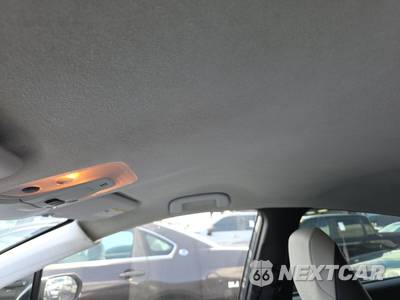 2016 Toyota Prius Three Touring - zdjęcie 17 z 18 - miniatura