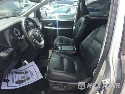 2020 Toyota Sienna SE Premium 8-Passenger 119.3" WB - zdjęcie 7 z 35 - miniatura