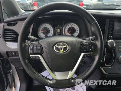 2020 Toyota Sienna SE Premium 8-Passenger 119.3" WB - zdjęcie 10 z 35 - miniatura