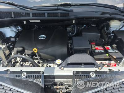2020 Toyota Sienna SE Premium 8-Passenger 119.3" WB - zdjęcie 16 z 35 - miniatura