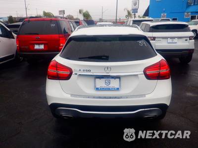 2019 Mercedes-Benz GLA 250 - zdjęcie 12 z 18 - miniatura