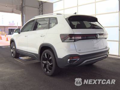 2025 Volkswagen Taos SE - zdjęcie 6 z 19 - miniatura
