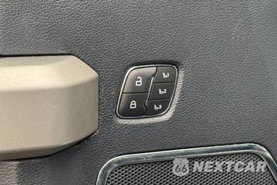 2022 Ford Super Duty F-350 Lariat Crew Cab Long Bed DRW - zdjęcie 30 z 52 - miniatura