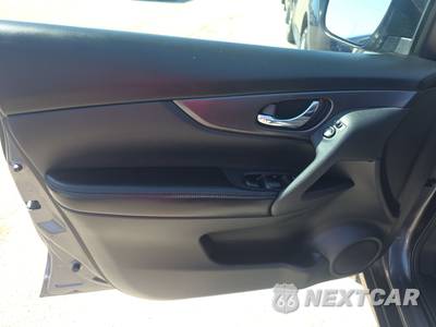 2016 Nissan Rogue SV - zdjęcie 9 z 17 - miniatura