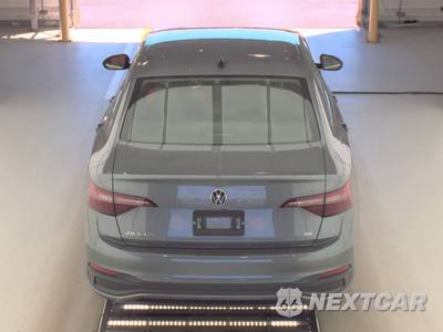 2024 Volkswagen Jetta SE - zdjęcie 5 z 35 - miniatura