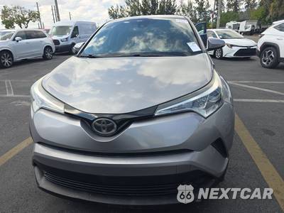 2019 Toyota C-HR XLE - zdjęcie 2 z 39 - miniatura