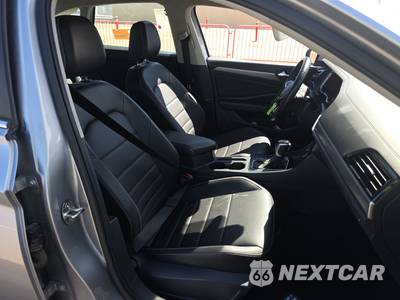 2024 Volkswagen Jetta SE - zdjęcie 8 z 23 - miniatura