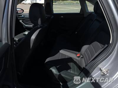 2024 Volkswagen Jetta SE - zdjęcie 13 z 23 - miniatura