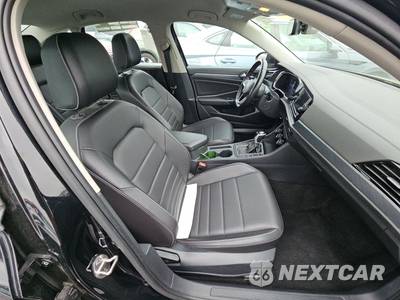 2024 Volkswagen Jetta SE - zdjęcie 8 z 30 - miniatura