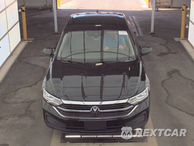 2024 Volkswagen Jetta SE - zdjęcie 2 z 21 - miniatura