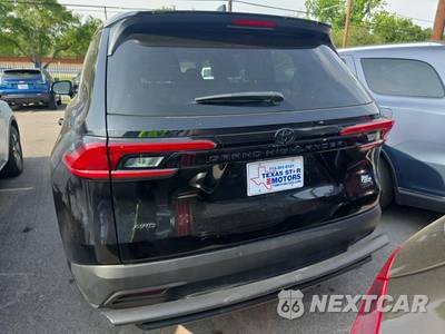 2024 Toyota Grand Highlander XLE - zdjęcie 5 z 23 - miniatura