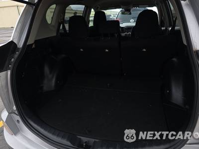 2018 Toyota RAV4 LE - zdjęcie 17 z 39 - miniatura