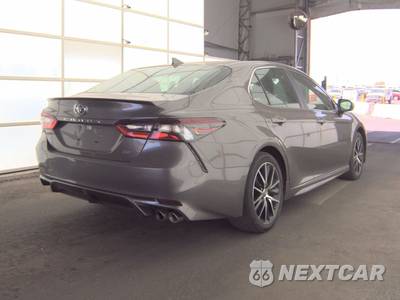 2024 Toyota Camry SE - zdjęcie 5 z 38 - miniatura