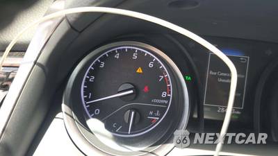 2024 Toyota Camry SE - zdjęcie 36 z 38 - miniatura