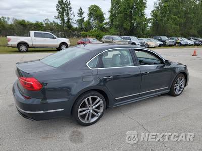 2016 Volkswagen Passat 1.8T R-Line w/Comfort Pkg - zdjęcie 4 z 39 - miniatura