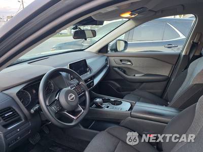 2023 Nissan Rogue SV - zdjęcie 6 z 9 - miniatura