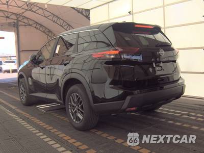 2026 Nissan Rogue SV - zdjęcie 6 z 18 - miniatura