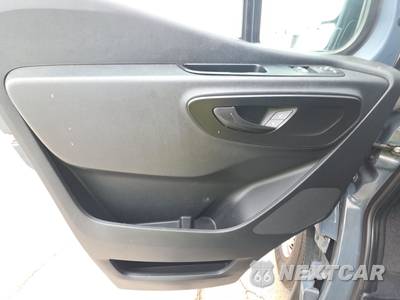 2019 Mercedes-Benz Sprinter 2500 Crew Van High Roof 144.0" WB - zdjęcie 9 z 17 - miniatura