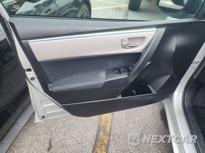 2015 Toyota Corolla LE - zdjęcie 9 z 18 - miniatura