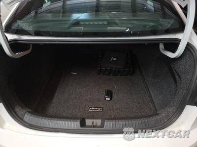 2022 Volkswagen Jetta Sport - zdjęcie 13 z 18 - miniatura