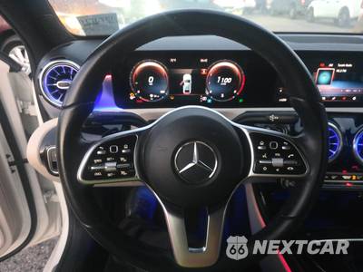 2021 Mercedes-Benz A 220 - zdjęcie 10 z 18 - miniatura
