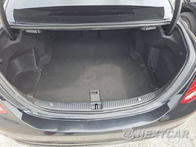 2018 Mercedes-Benz C 300 Sedan - zdjęcie 16 z 44 - miniatura