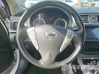 2015 Nissan Sentra SV - zdjęcie 10 z 27 - miniatura