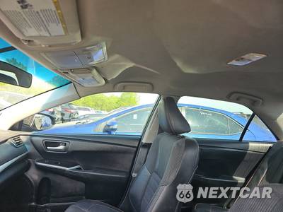 2017 Toyota Camry SE - zdjęcie 17 z 17 - miniatura