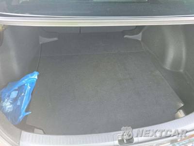 2024 Toyota Corolla LE Sedan - zdjęcie 8 z 9 - miniatura