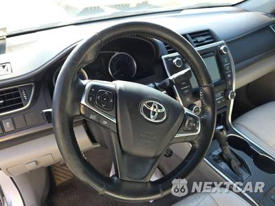 2016 Toyota Camry Hybrid XLE - zdjęcie 10 z 35 - miniatura